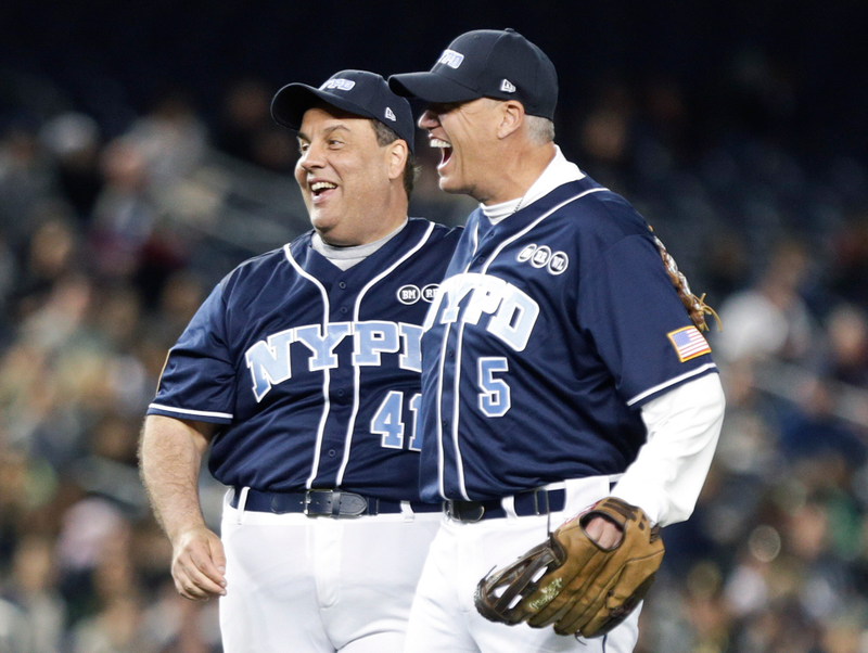 Illustration for article titled Here Are Some Photos Of Chris Christie Playing Softball